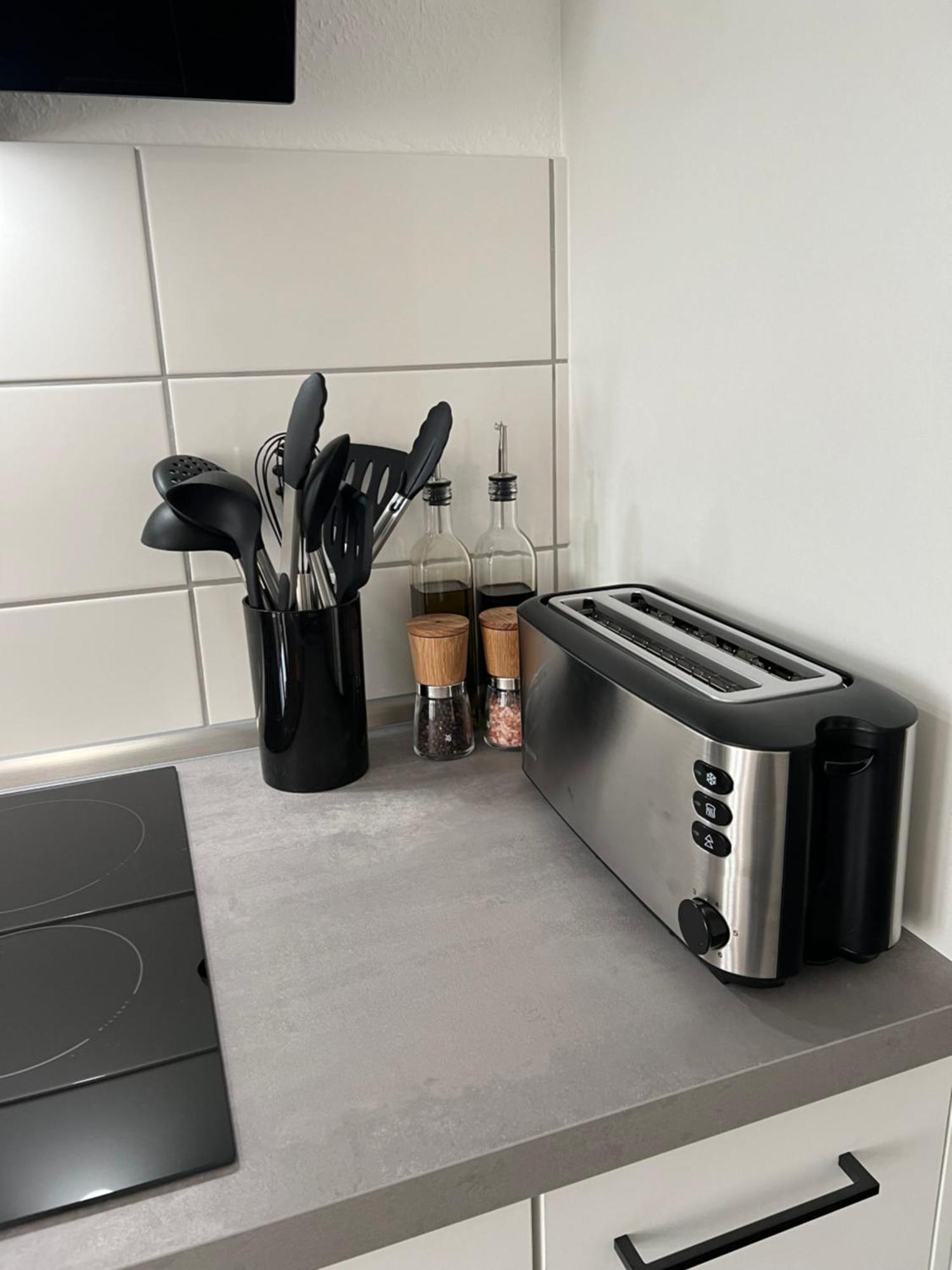 Ferienwohnung Design Am Rhein - Traumlage Rheinufer I Kueche I Oeffentl Parkplaetze Bingen am Rhein Zimmer foto